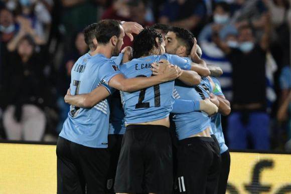 开云在线-从塔瓦雷斯4连败到阿隆索2连胜 乌拉圭又有戏了！